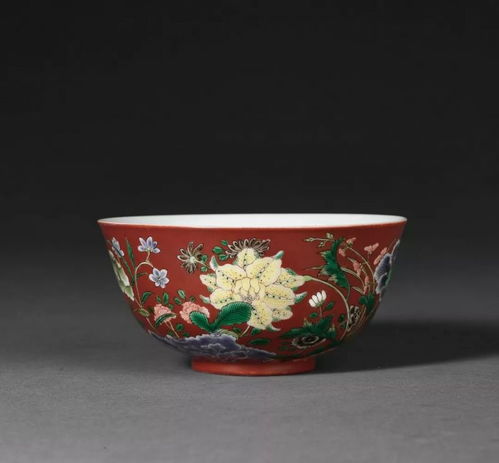 瓷器工藝品及通訊設(shè)備專場(chǎng)成績(jī)喜人